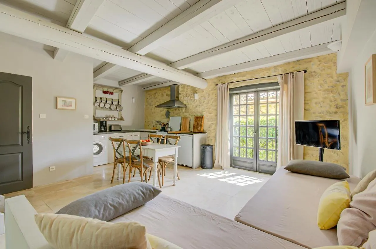 Le Bercail De Montmirail Apartamento Sarrians 0*,  França